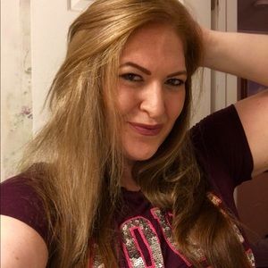 Meet your Posher, Stefanie